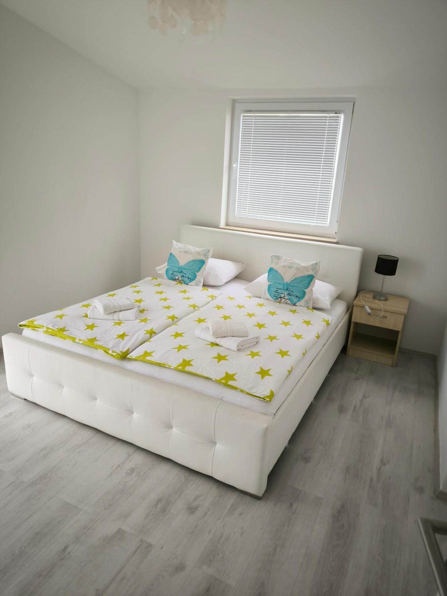 Rooms & Apartments Ana 2 Zadar Exterior photo